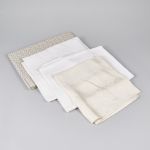 505572 Linen cloths